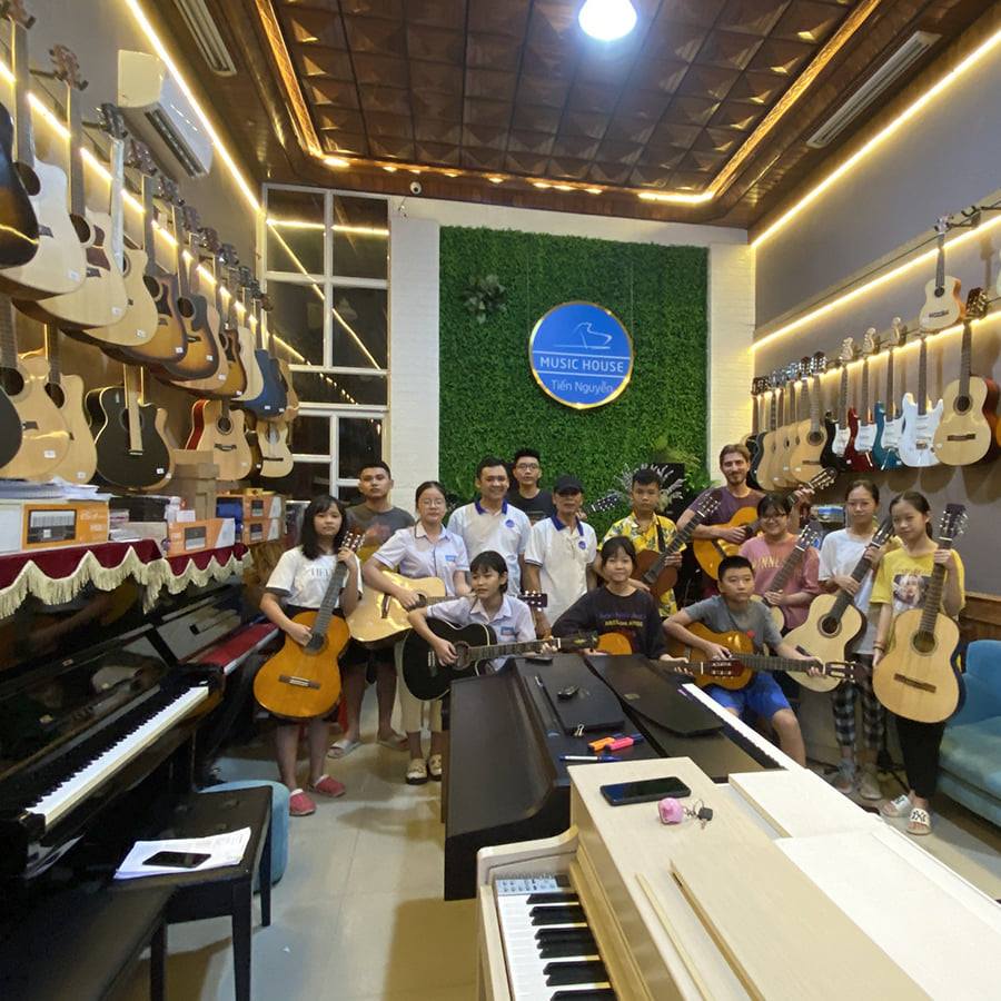 Lớp học đàn guitar tại Thanh Hóa