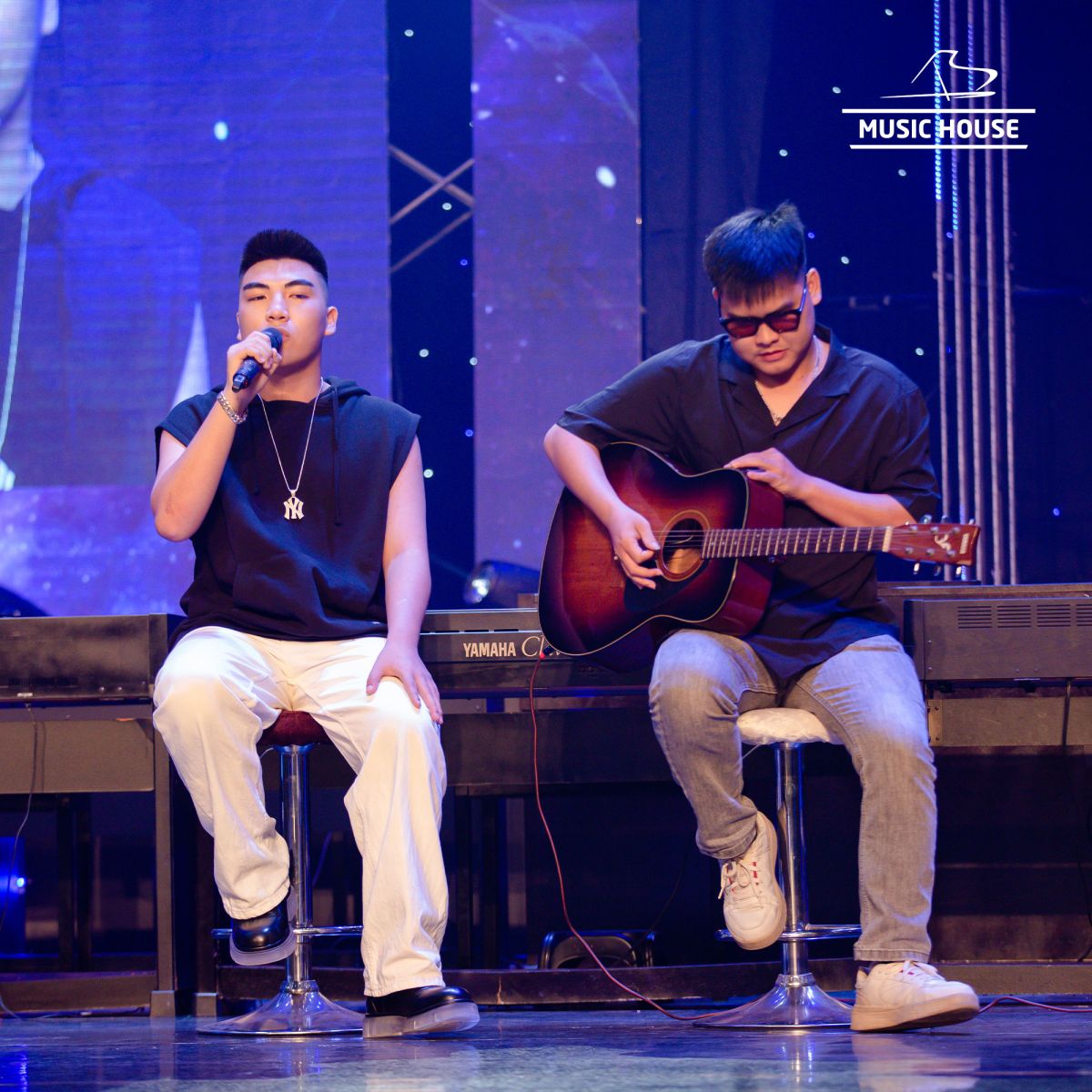 lớp lẻ Guitar 7-8 học viên